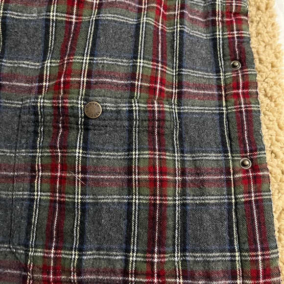 L. L. Bean men’s fleece lined flannel coat - Picture 8 of 8